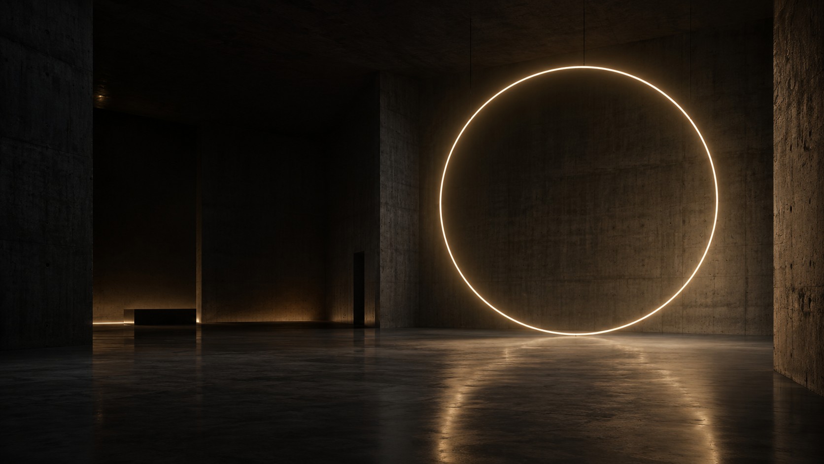 Un anneau lumineux suspendu dans une galerie de béton sombre.